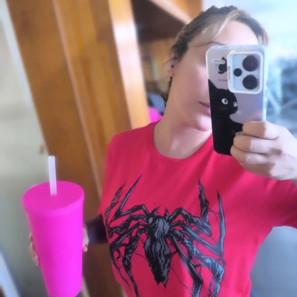 Meet your Posher, Anita